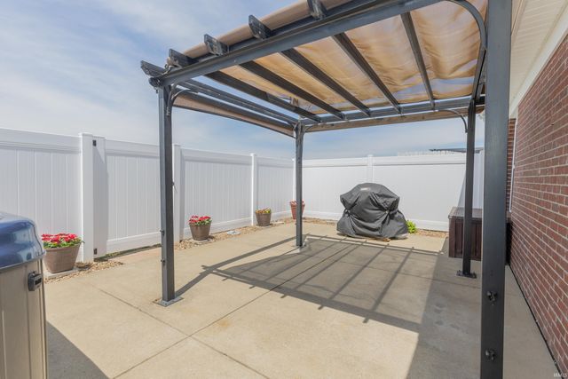 7424 Megan Brooke Lane, Evansville, IN 47725