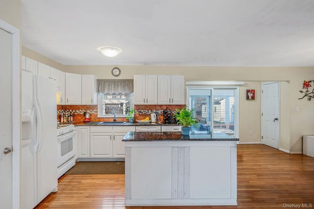 777 Johnson Avenue, Ronkonkoma, NY 11779