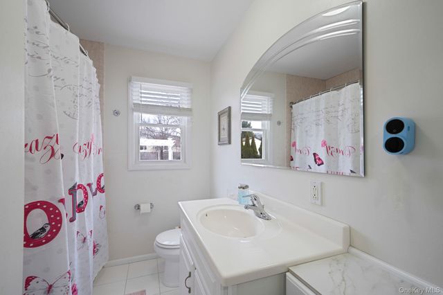 777 Johnson Avenue, Ronkonkoma, NY 11779