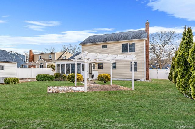 777 Johnson Avenue, Ronkonkoma, NY 11779