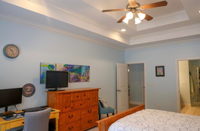 1008 Grey Oaks Lane, Chattanooga, TN 37421