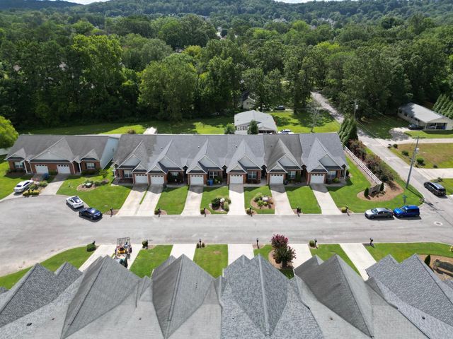 1008 Grey Oaks Lane, Chattanooga, TN 37421