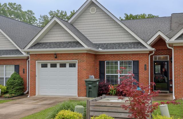 1008 Grey Oaks Lane, Chattanooga, TN 37421