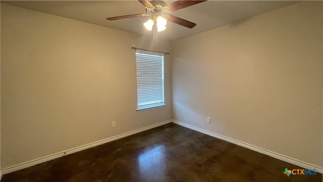 202 Lowes Boulevard A, Killeen, TX 76542