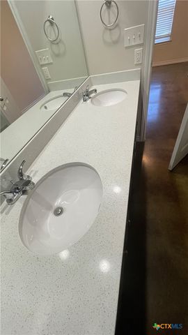 202 Lowes Boulevard A, Killeen, TX 76542