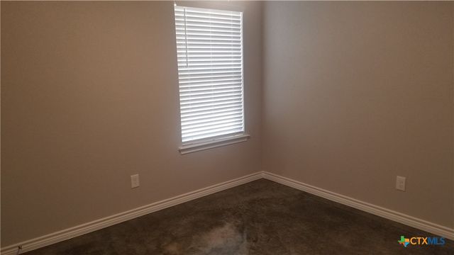 202 Lowes Boulevard A, Killeen, TX 76542