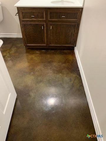 202 Lowes Boulevard A, Killeen, TX 76542