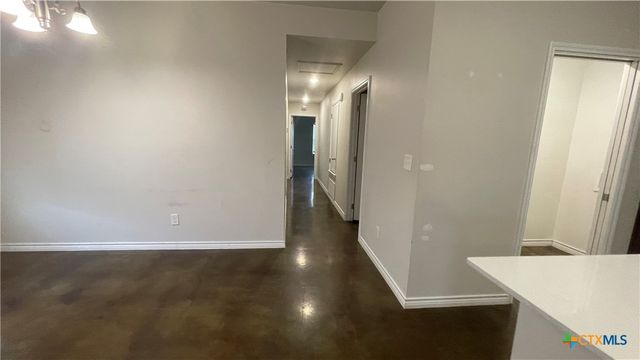 202 Lowes Boulevard A, Killeen, TX 76542