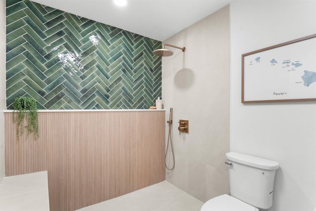 81 Kumano Dr, Pukalani, HI 96768