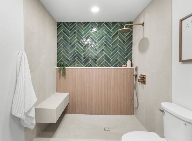 81 Kumano Dr, Pukalani, HI 96768