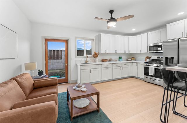 81 Kumano Dr, Pukalani, HI 96768