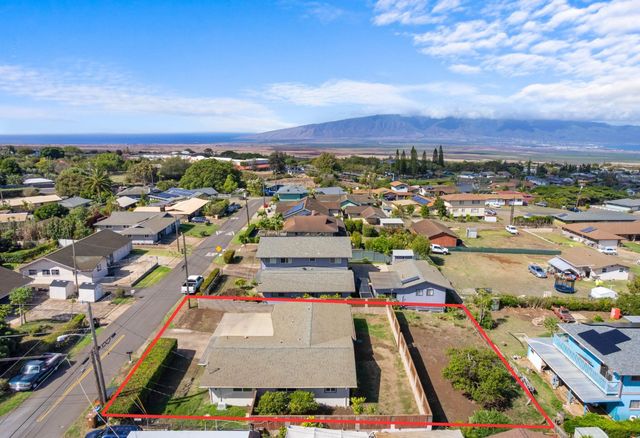 81 Kumano Dr, Pukalani, HI 96768