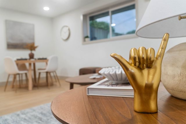 81 Kumano Dr, Pukalani, HI 96768