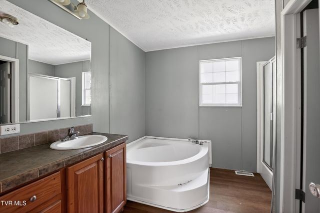 109 Daniel Lane, Elizabethton, TN 37643