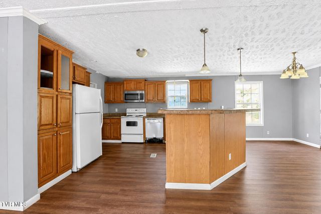 109 Daniel Lane, Elizabethton, TN 37643