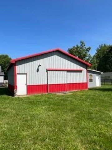 130 N 11th Street, Newark, OH 43055