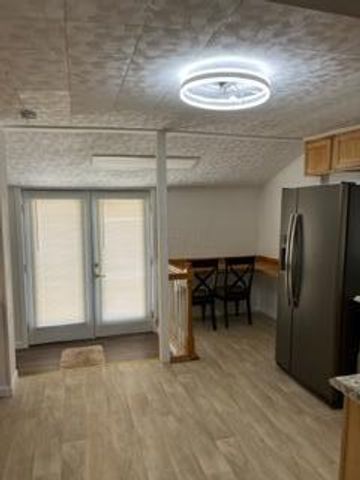 130 N 11th Street, Newark, OH 43055