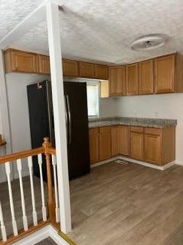 130 N 11th Street, Newark, OH 43055