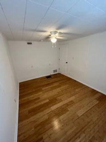 130 N 11th Street, Newark, OH 43055