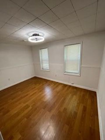 130 N 11th Street, Newark, OH 43055
