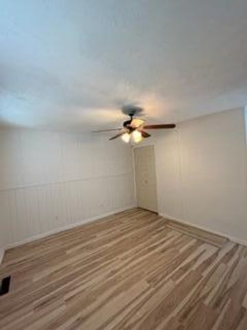 130 N 11th Street, Newark, OH 43055