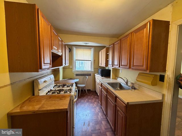 225 WINGATE RD, Upper Darby, PA 19082