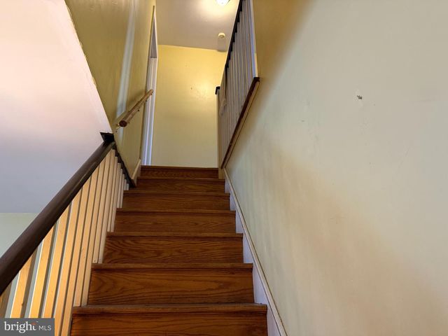 225 WINGATE RD, Upper Darby, PA 19082