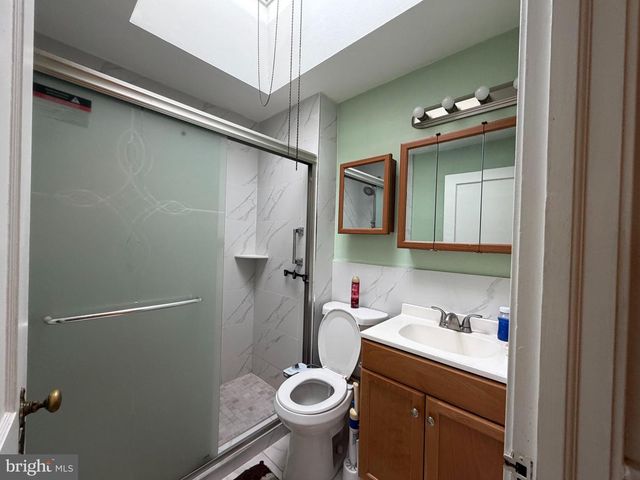 225 WINGATE RD, Upper Darby, PA 19082