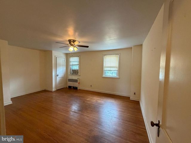 225 WINGATE RD, Upper Darby, PA 19082