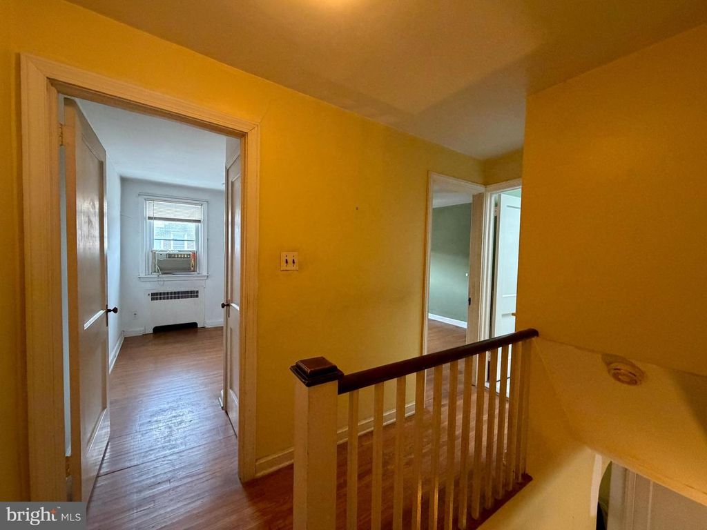 225 WINGATE RD, Upper Darby, PA 19082