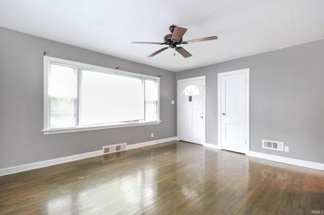 1829 N Brookfield Street, South Bend, IN 46628