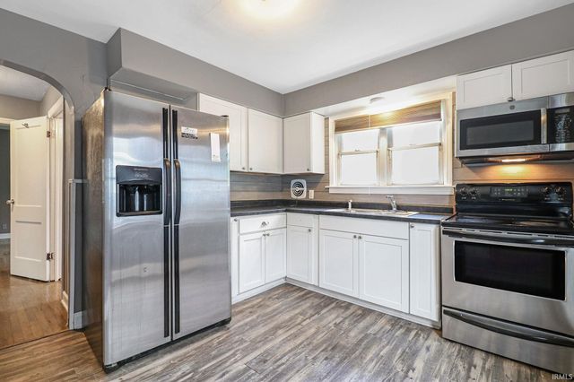 1829 N Brookfield Street, South Bend, IN 46628