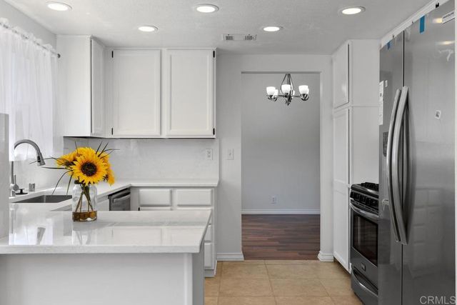 1205 Shay Place, Escondido, CA 92026