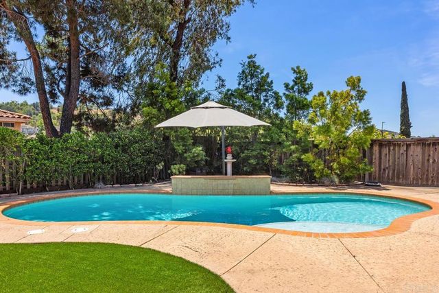 1205 Shay Place, Escondido, CA 92026