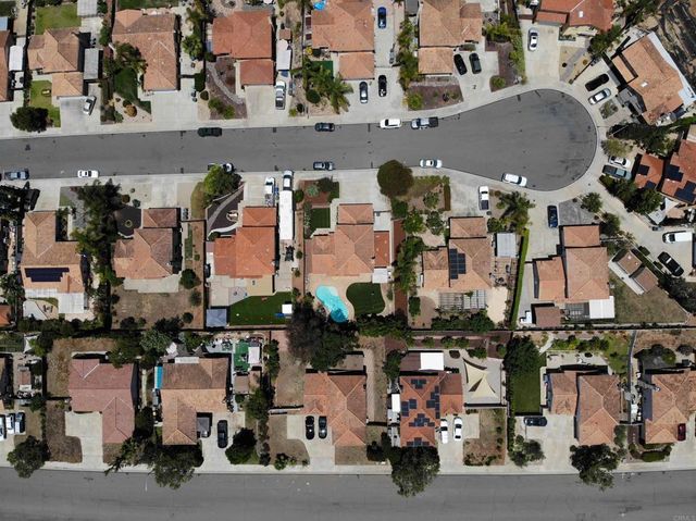 1205 Shay Place, Escondido, CA 92026
