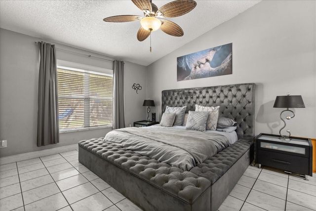 4021 EAGLE FEATHER DRIVE, Orlando, FL 32829