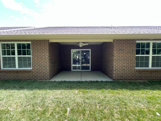1021 Horseshoe Falls Drive, Lebanon, OH 45036