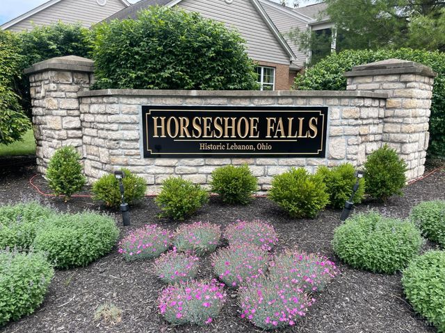 1021 Horseshoe Falls Drive, Lebanon, OH 45036