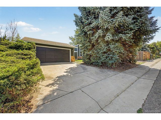 214 Poppy St, Golden, CO 80401
