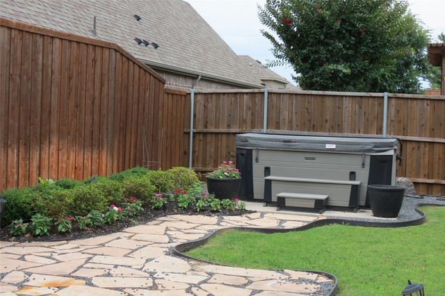 2409 Cross Oak Place, Mckinney, TX 75071