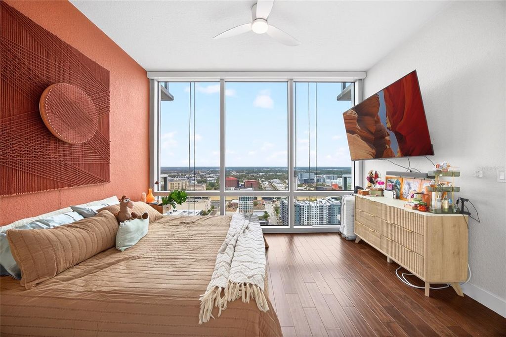 Image 16 of property listing at 150 E ROBINSON STREET 3106, Orlando, FL 32801
