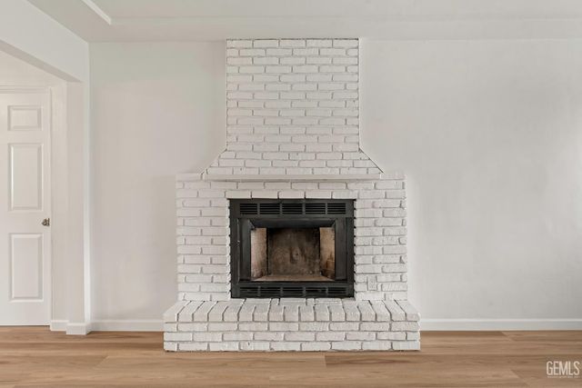 1208 Castaic Avenue, Bakersfield, CA 93308