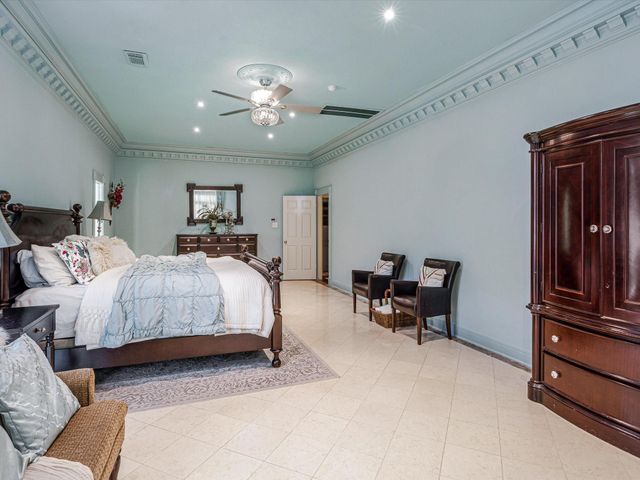 7507 Naremore Drive, Spring, TX 77379