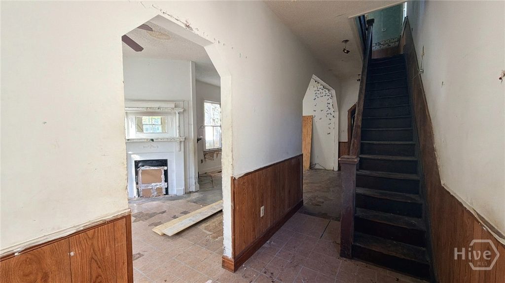 Image 20 of property listing at 1707 Le Grand Street, Savannah, GA 31401