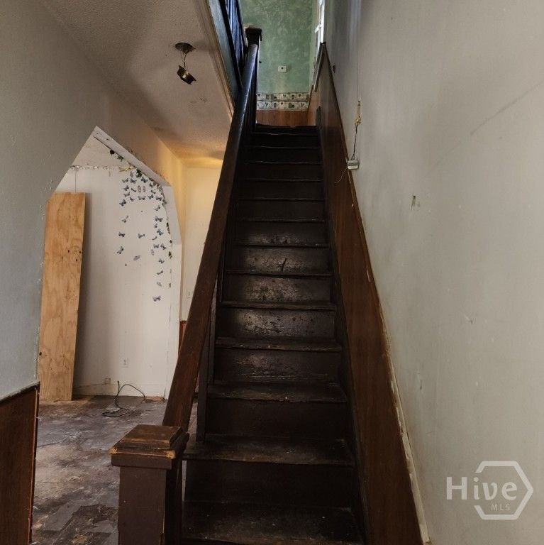 Image 21 of property listing at 1707 Le Grand Street, Savannah, GA 31401