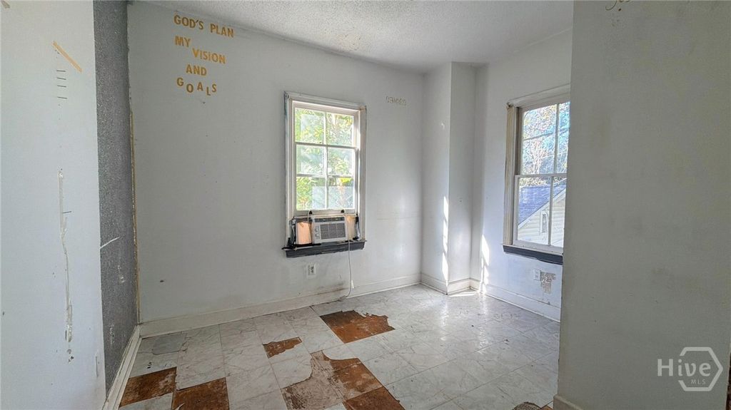 Image 28 of property listing at 1707 Le Grand Street, Savannah, GA 31401