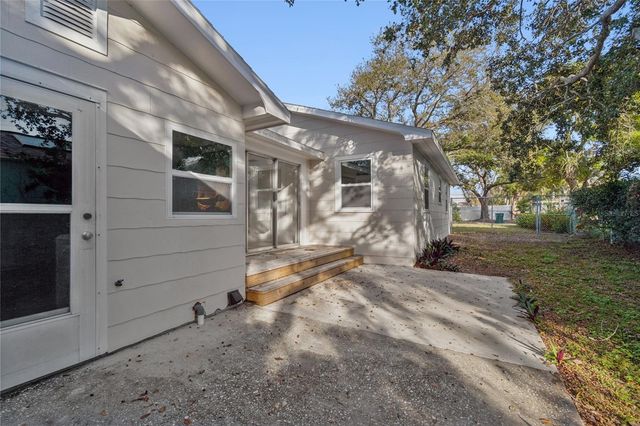 14744 SUNSET DRIVE, Largo, FL 33774