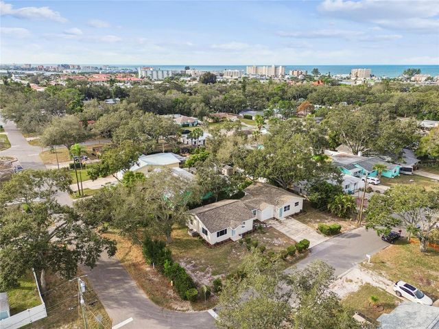 14744 SUNSET DRIVE, Largo, FL 33774