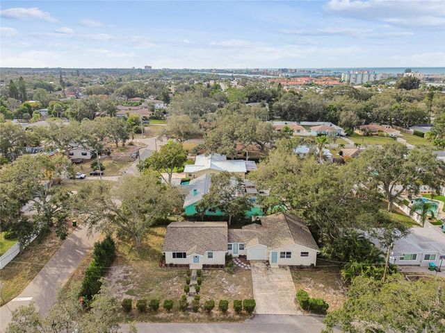 14744 SUNSET DRIVE, Largo, FL 33774