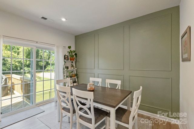 4113 Edenborn Lane, Charlotte, NC 28208